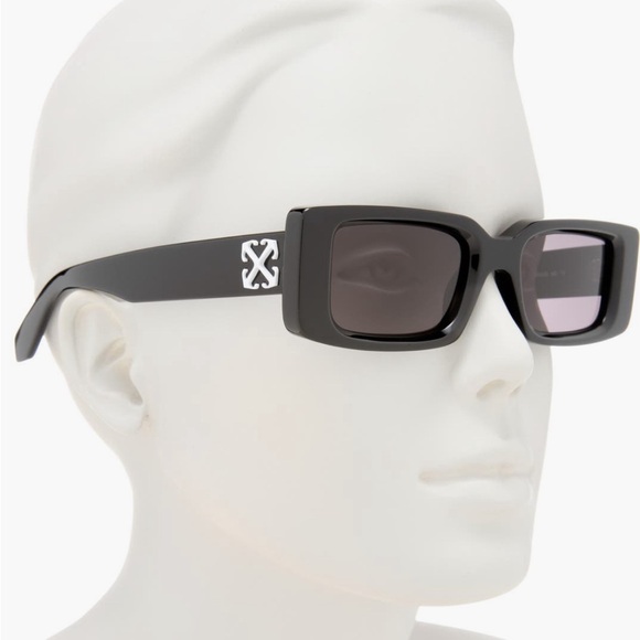 Off-White Accessories - Off-White Arthur Sunglasses OERI016C99PLA0011007 Black Frame Dark Grey Lens